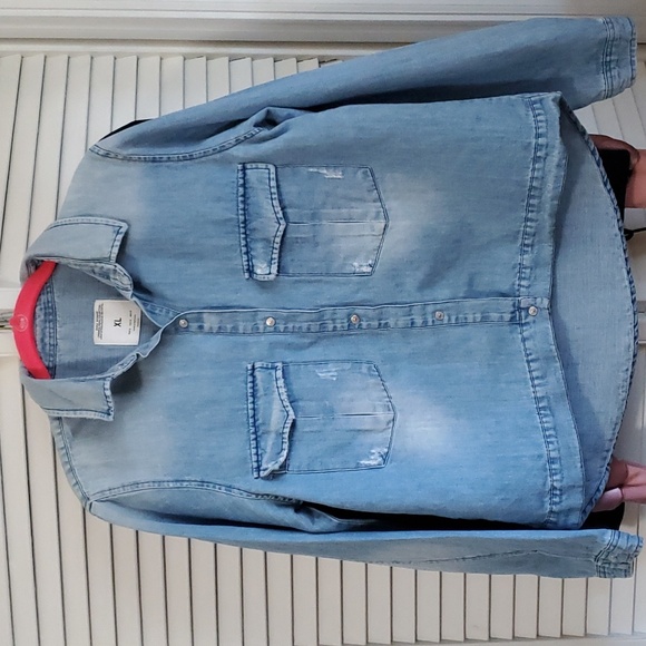 🎉Super Cute Zara Jean Shirt! - Picture 5 of 9